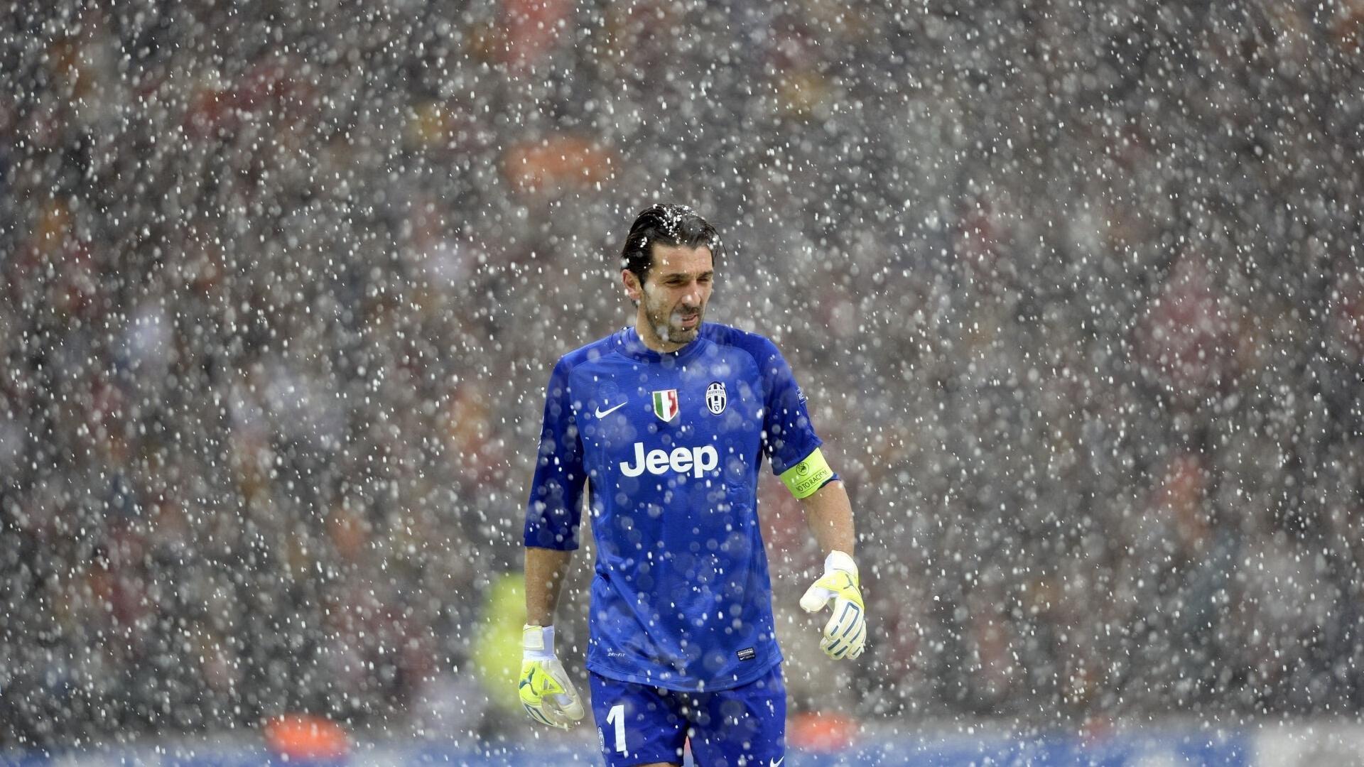 曼城夏窗锁定帕奎塔,铁锤帮标价六千万镑或成转会关键